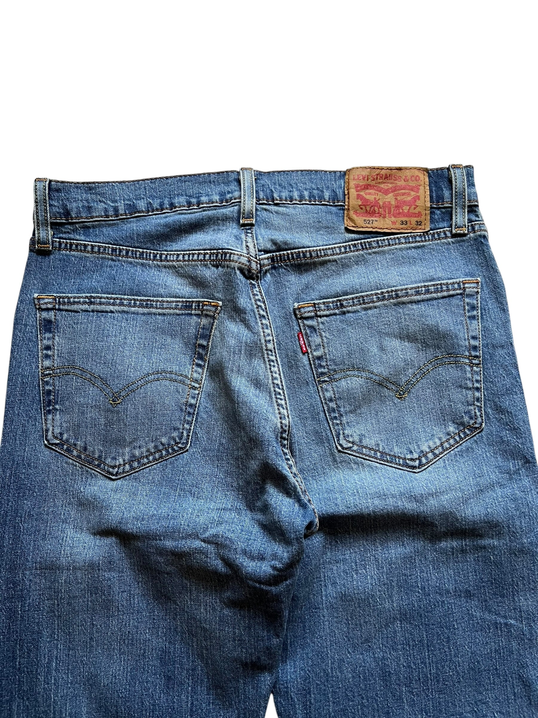 2000s Levi’s 527 Bootcuts (33x32)