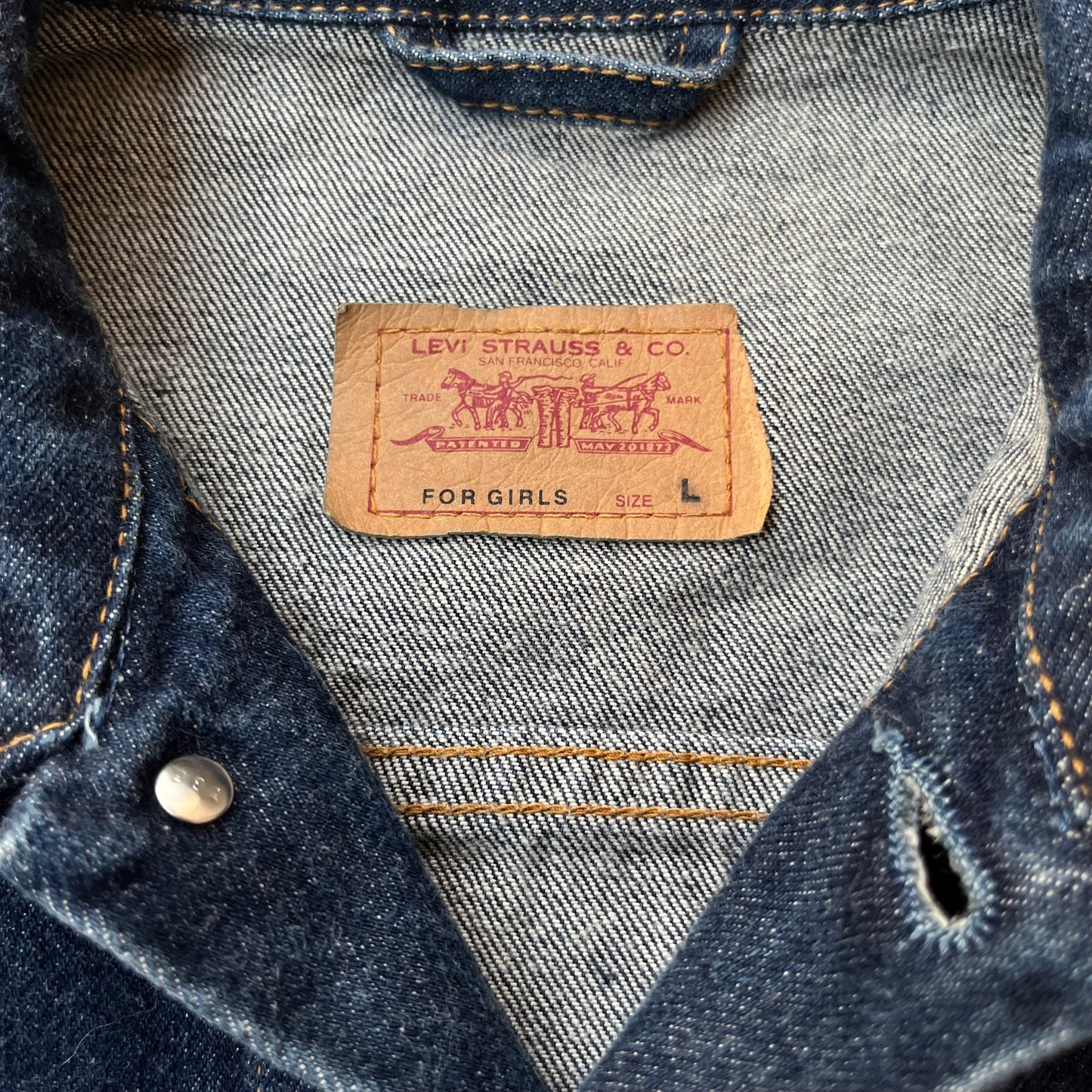 90s Levi’s Denim Trucker