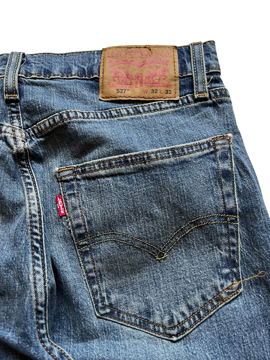 2000s Levi’s 527 Bootcuts (32x32)