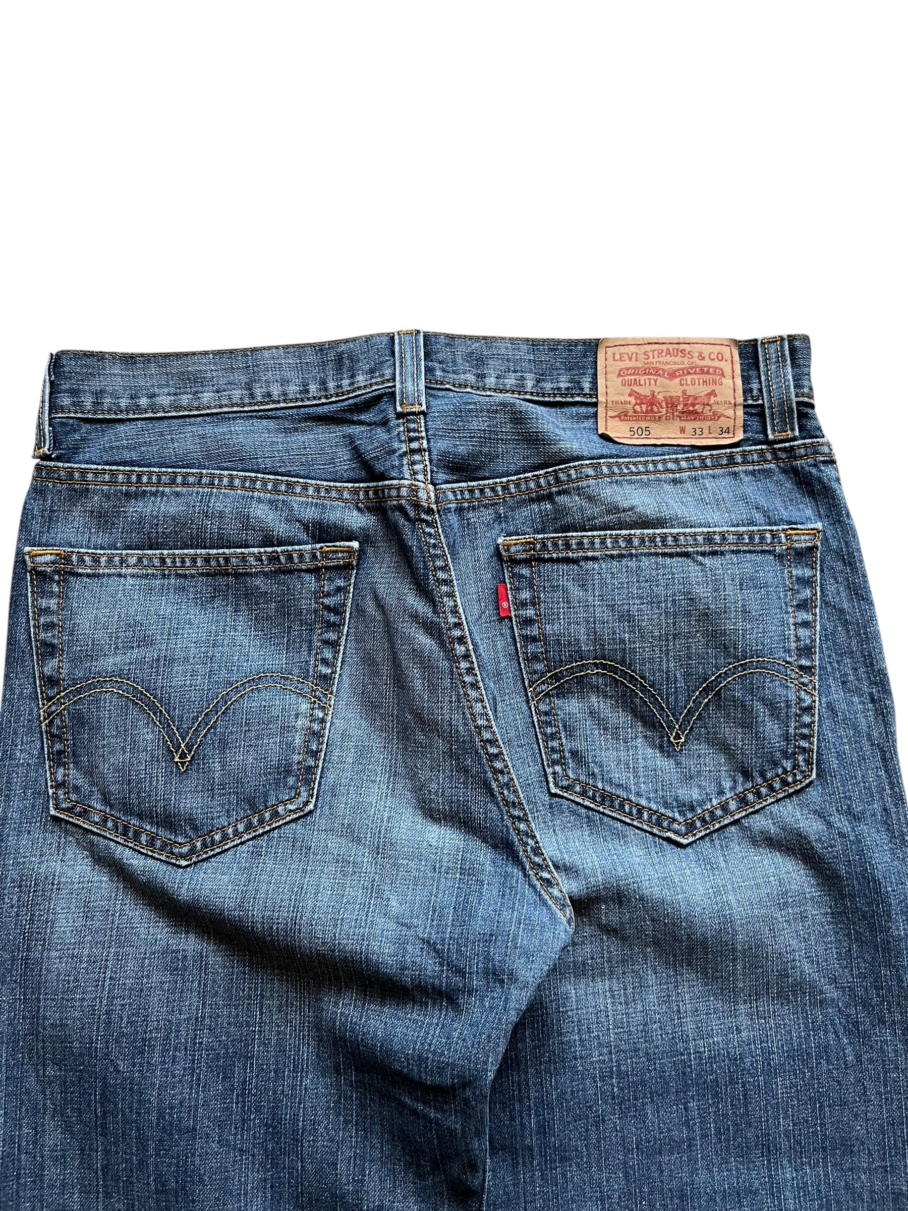 2000s Levi’s 505 (33x34)