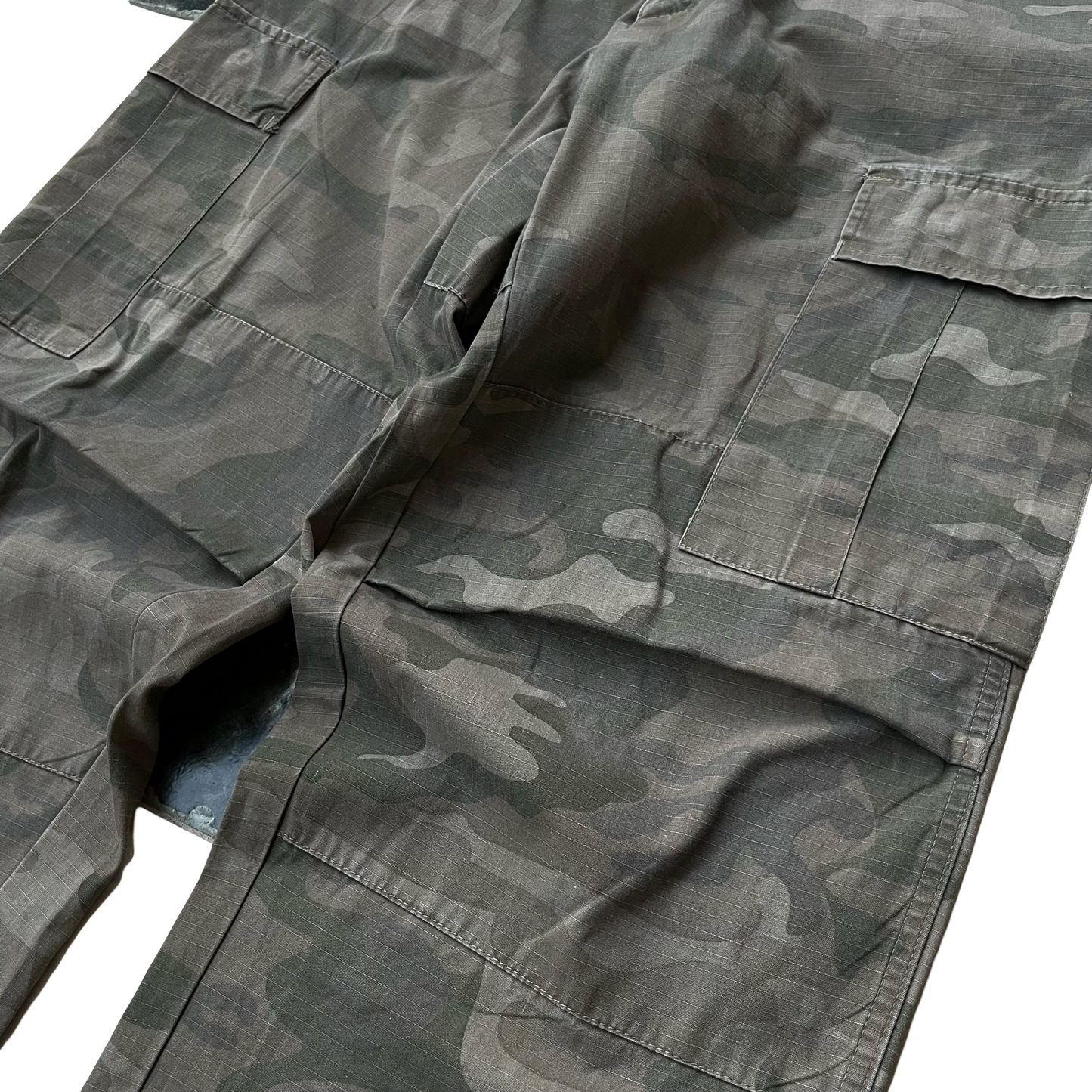 90s Military Camo Cargo Pants