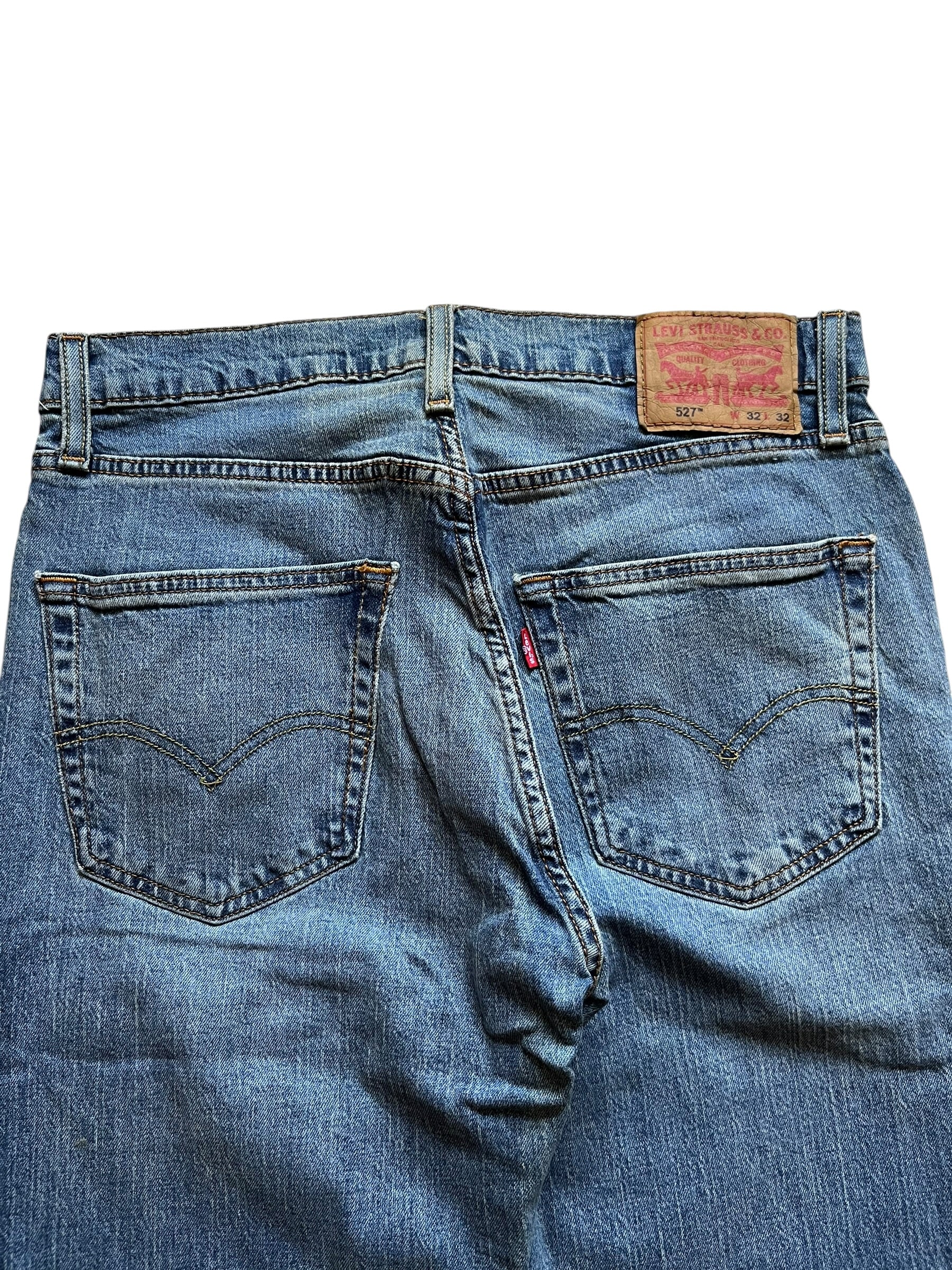 2000s Levi’s 527 Bootcuts (32x32)