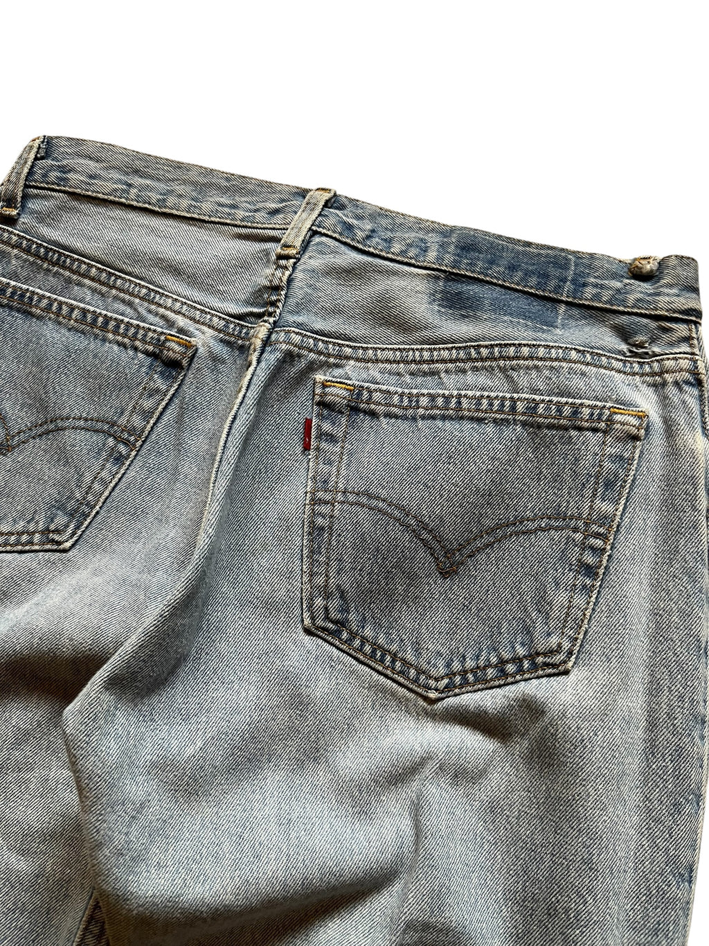 90s Levi’s 501 (33x30)