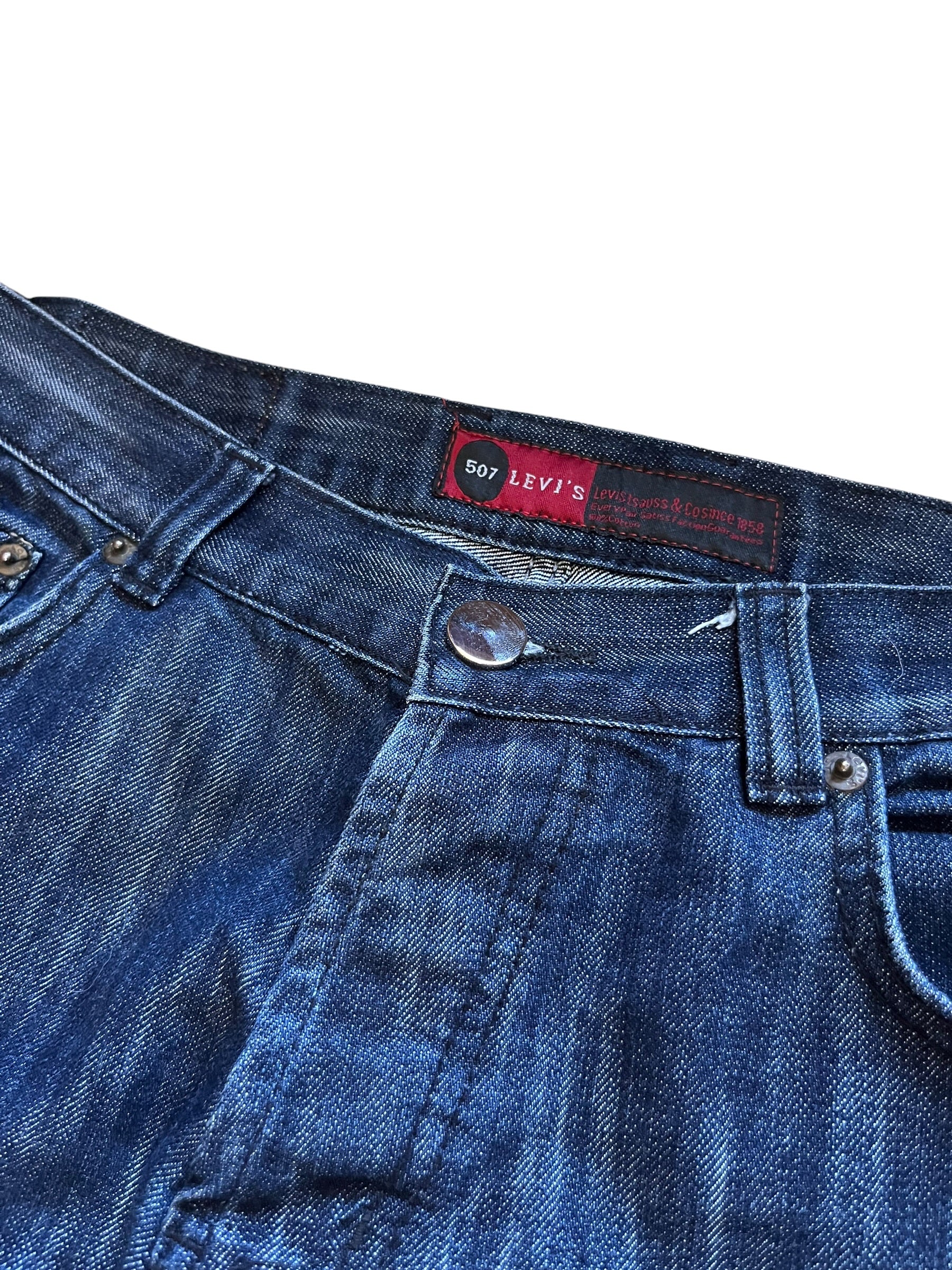 2000s Levi’s 507 Bootcut Jeans (33X30)