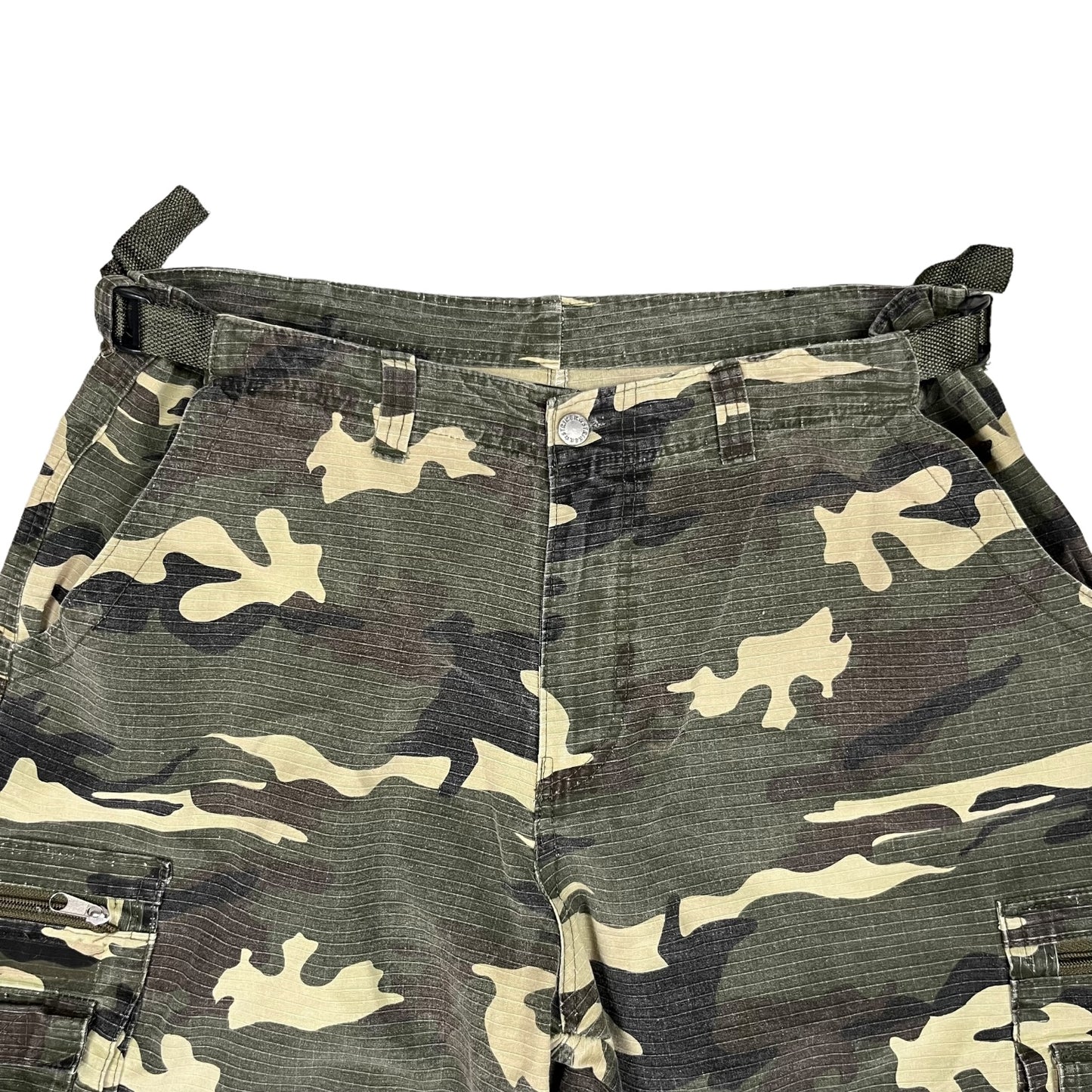 Vintage Baggy Tactical Camo Shorts