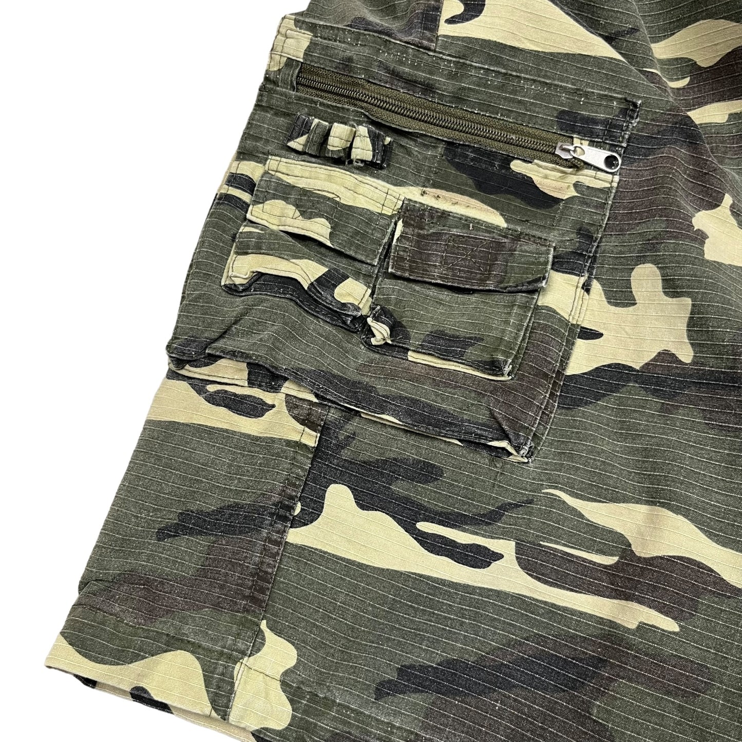 Vintage Baggy Tactical Camo Shorts