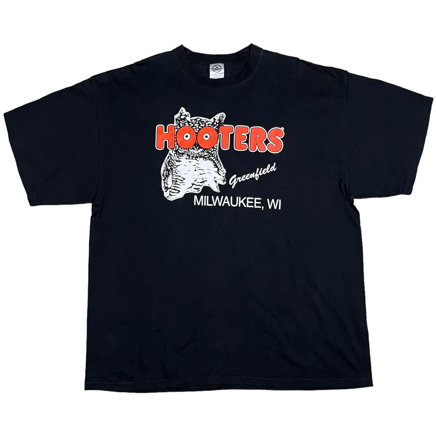 00s Hooters Tee