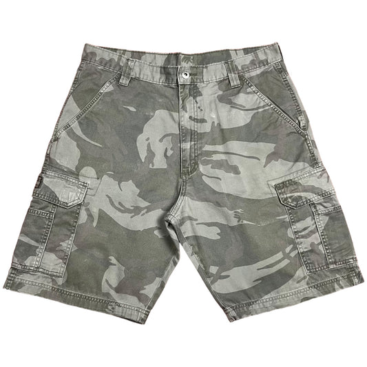 00s Wrangler Cargo Camo Shorts